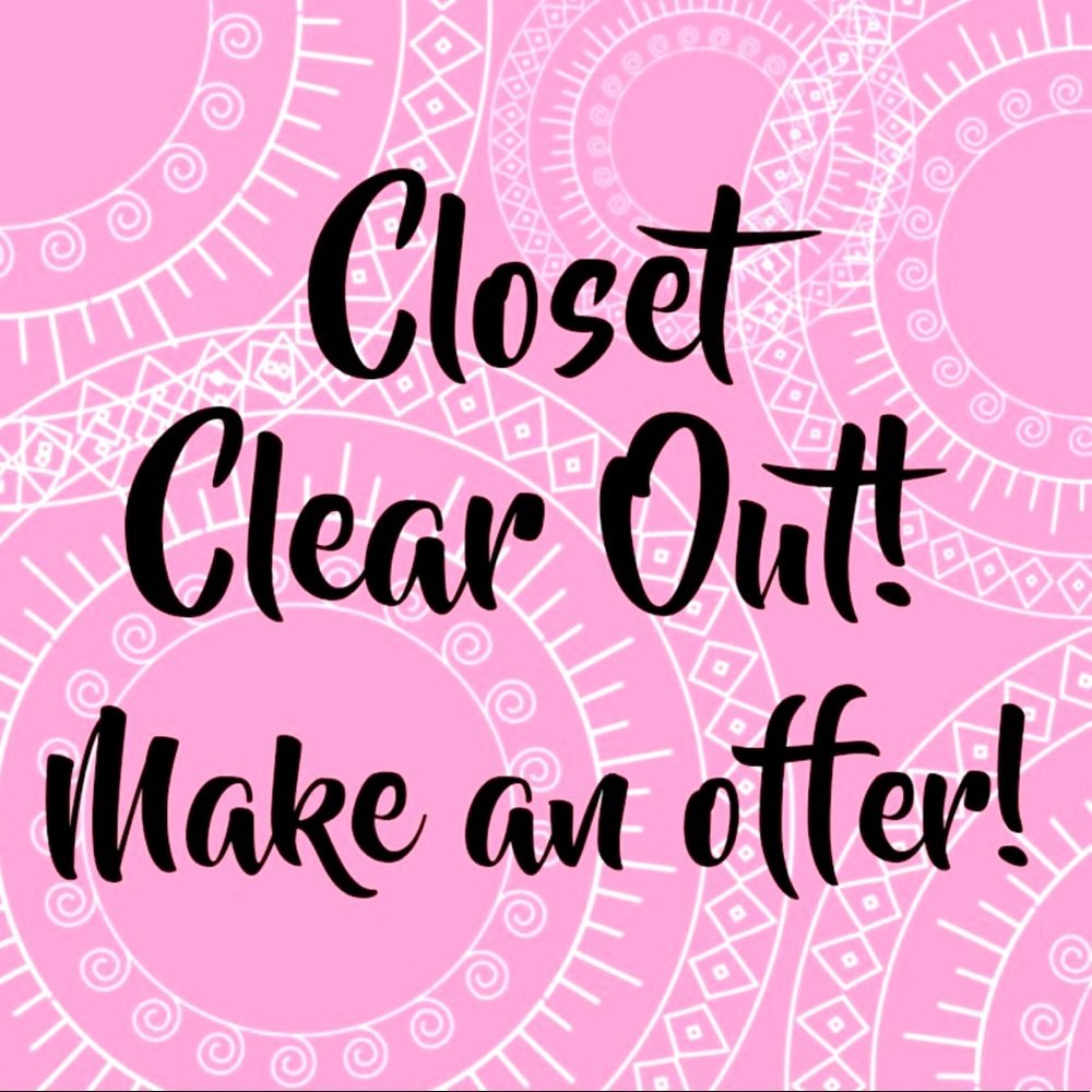 CLOSET CLEAR OUT 💕💕